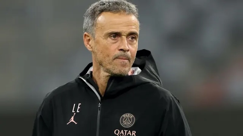 Arsenal xuất sắc loại Real Madrid
