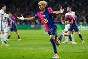 So sánh giữa Arsenal và PSG